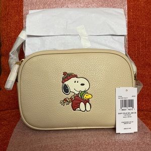 NWT Coach X Peanuts Mini Jamie Camera Bag With Snoopy Cuddle Motif